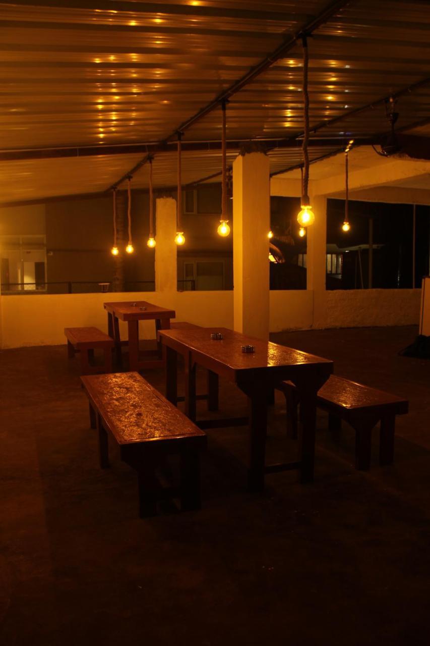 Aerostel - Backpacker'S Hostel In Goa Calangute Ngoại thất bức ảnh