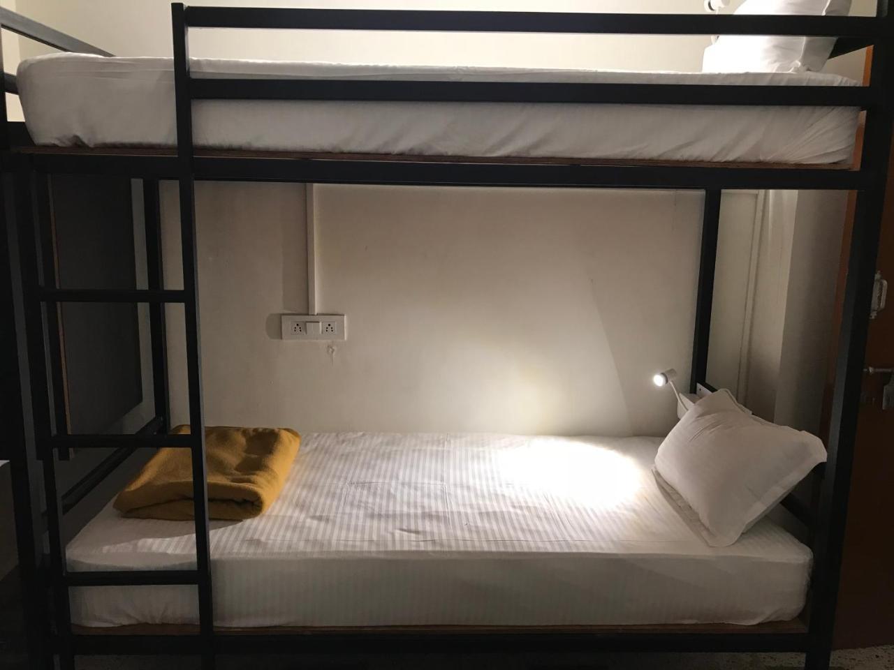 Aerostel - Backpacker'S Hostel In Goa Calangute Ngoại thất bức ảnh