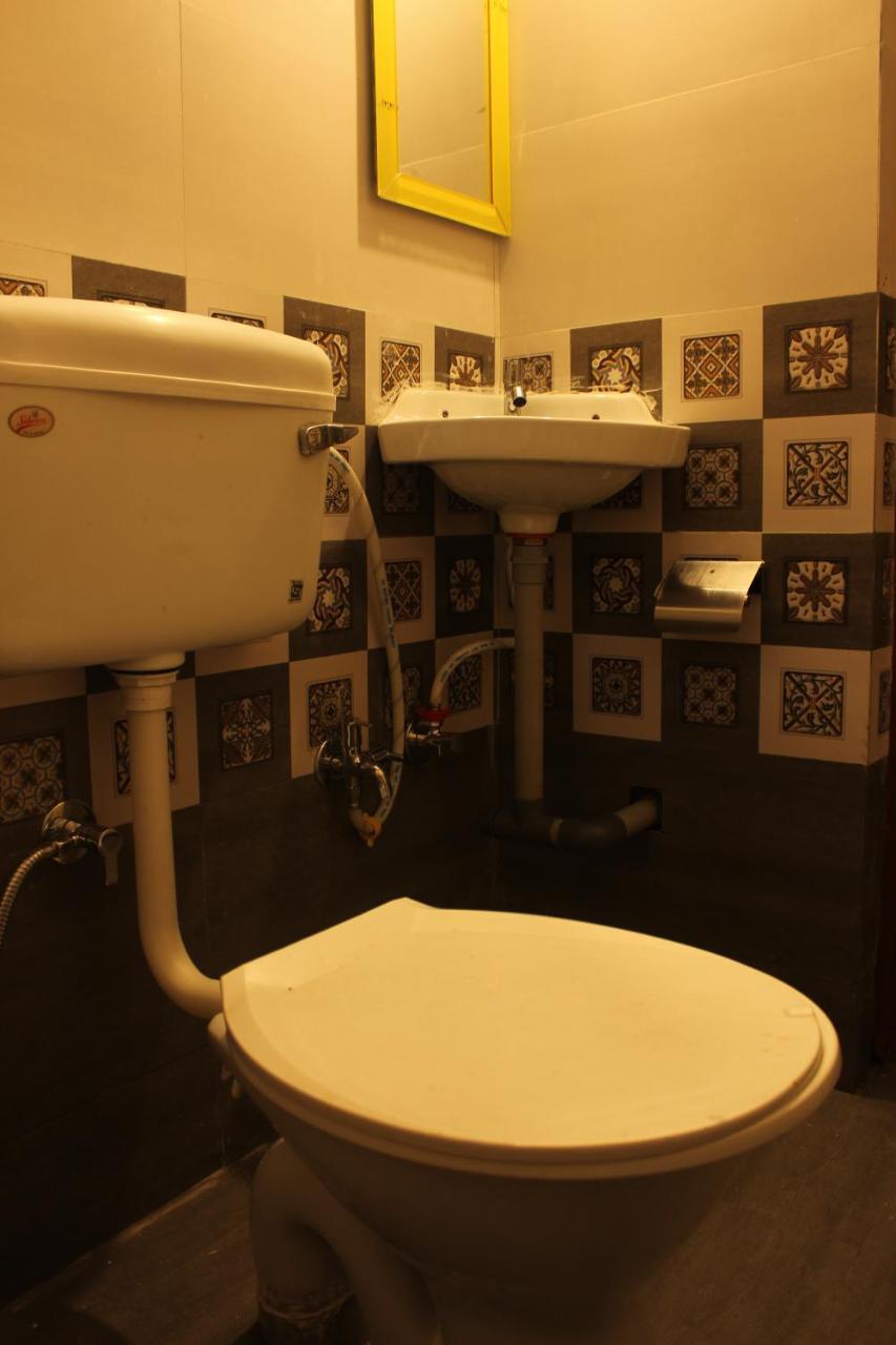 Aerostel - Backpacker'S Hostel In Goa Calangute Ngoại thất bức ảnh